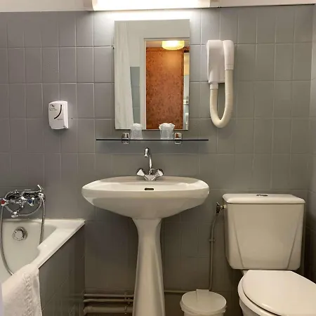 Refait A Neuf Avec Vue Mer, Wifi Et Balcon A - Fr-1-368-59 Apartment Perros-Guirec